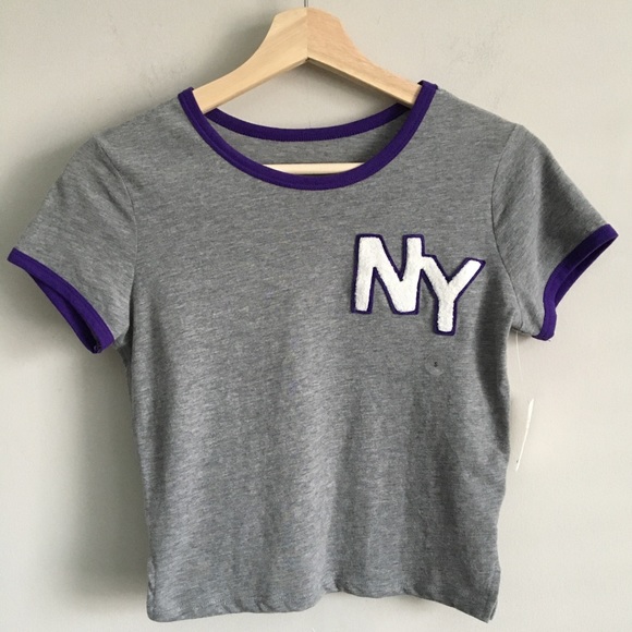 Aeropostale Tops - SOLD! Aeropostale NY Crop Top Graphic Tee Small